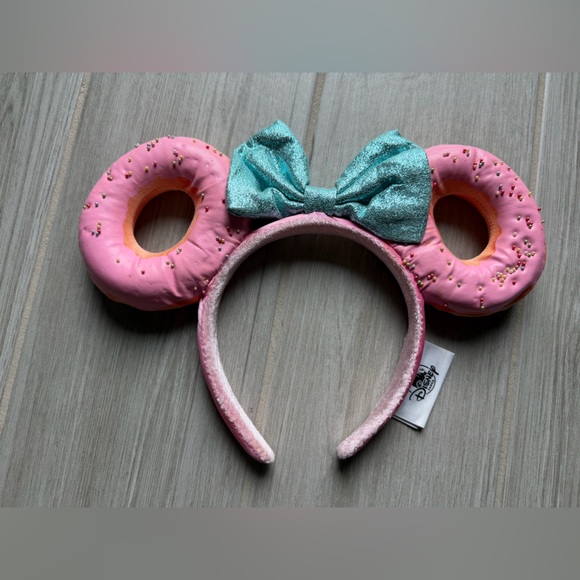 Disneyland Doughnut Minnie Ears Headband - Picture 3 of 6